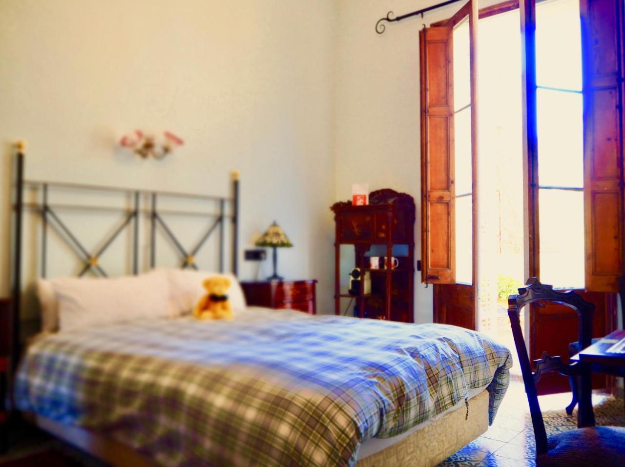Privat Hotel Liberty Sitges Luaran gambar